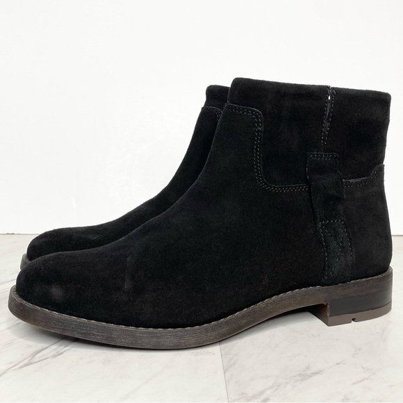 New! Franco Sarto Malina Black Suede Bootie 8M - Picture 1 of 15